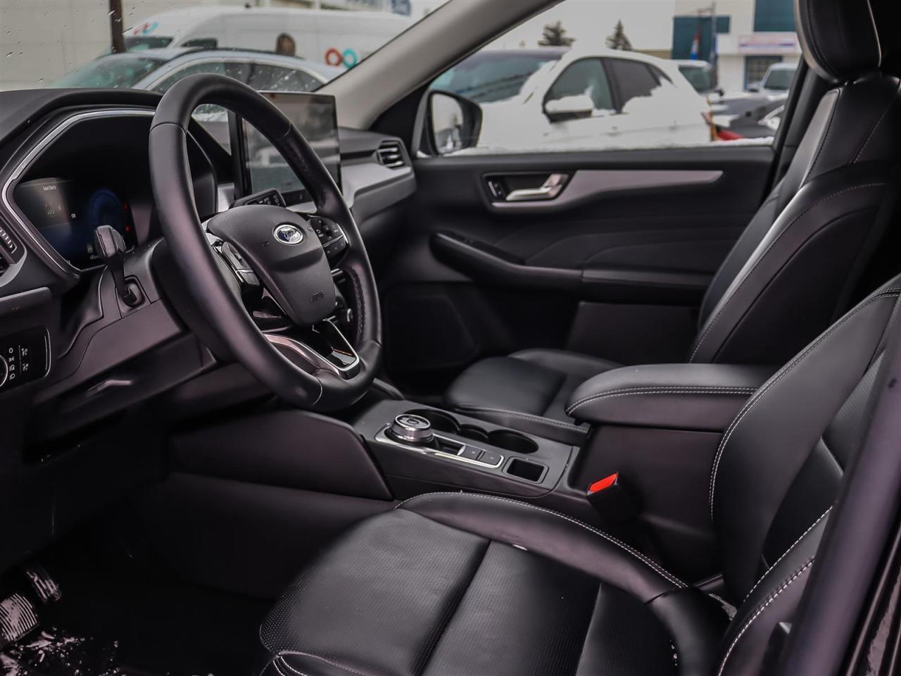 2025 Ford Escape Platinum Photo