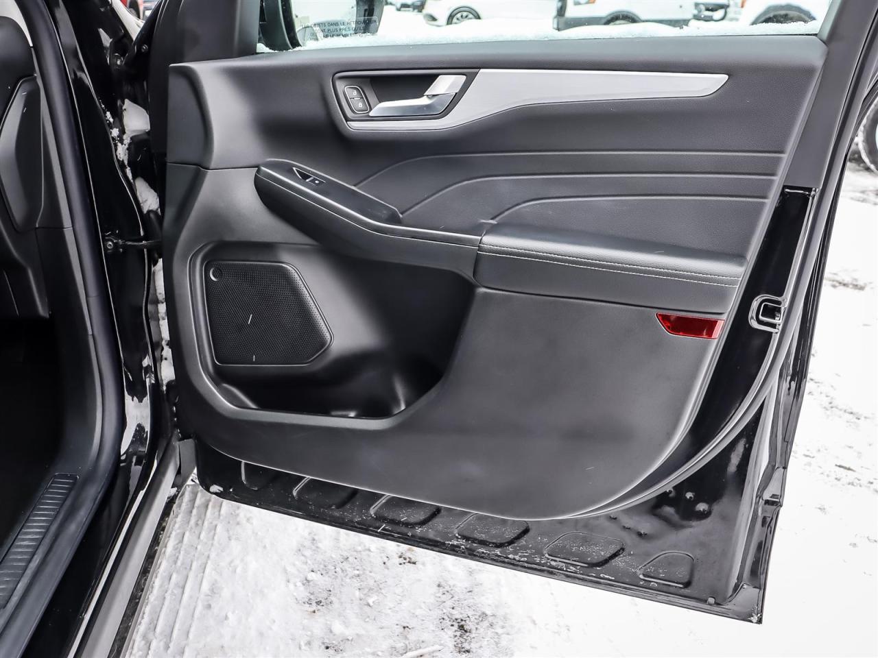 2025 Ford Escape Platinum Photo