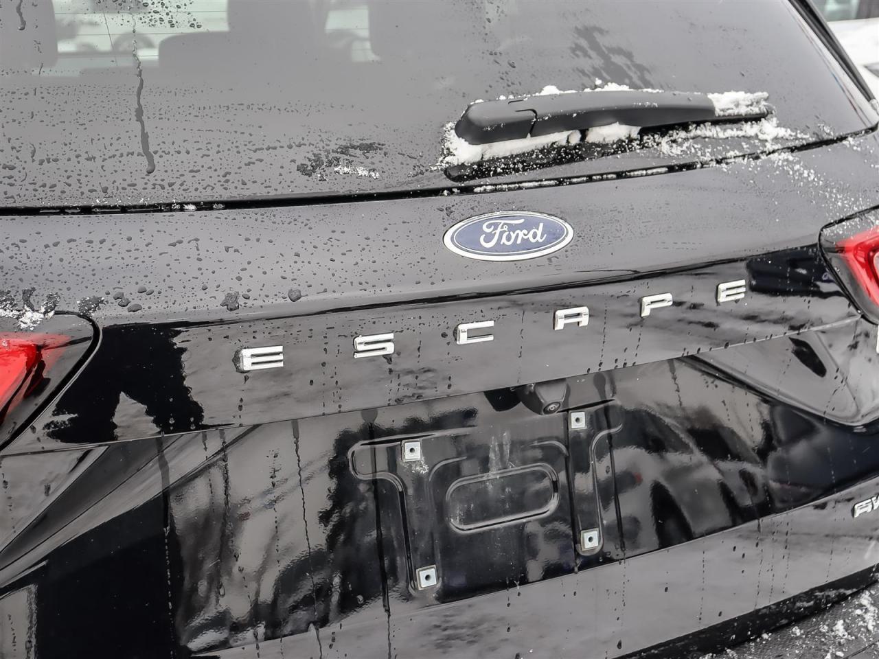 2025 Ford Escape Platinum Photo