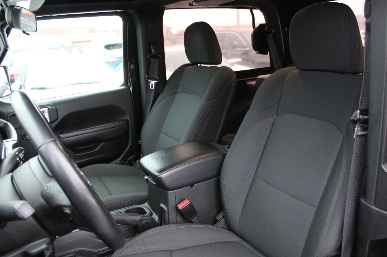 2022 Jeep Wrangler Willys Photo