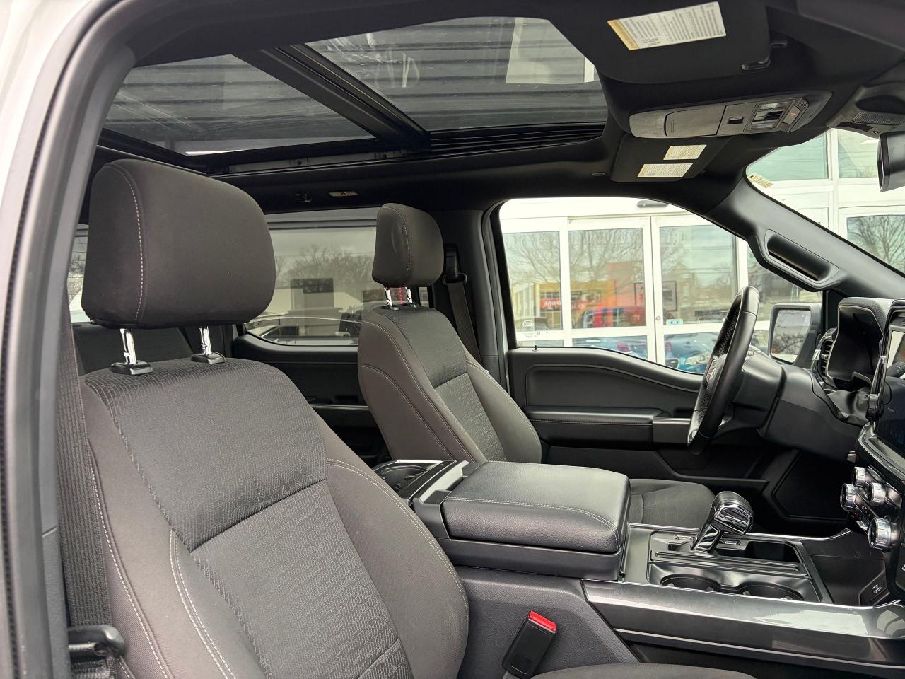 2023 Ford F-150 XLT Photo