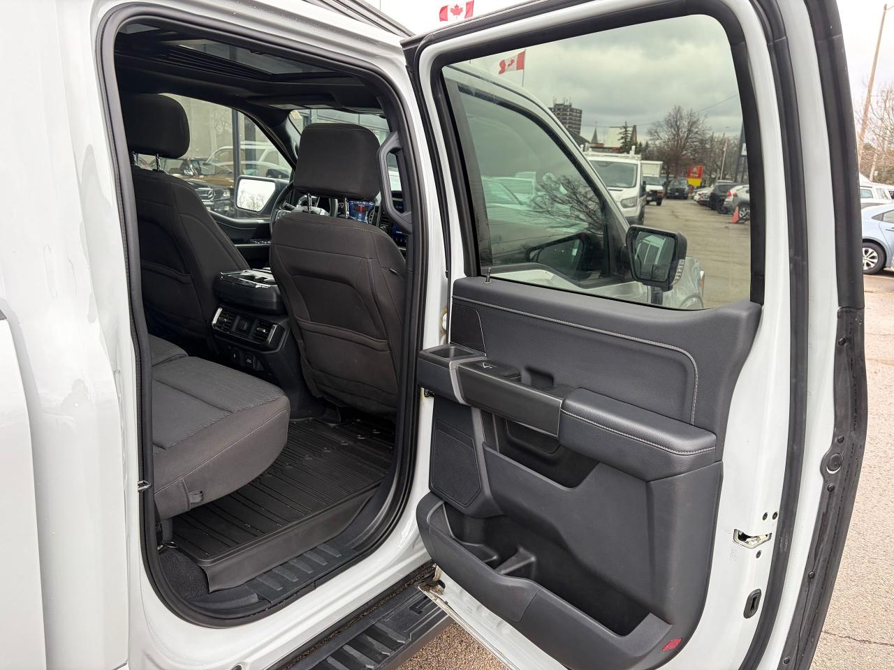 2023 Ford F-150 XLT Photo