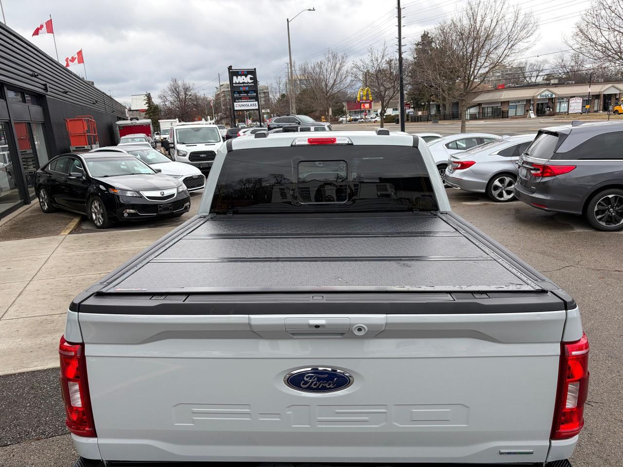 2023 Ford F-150 XLT Photo