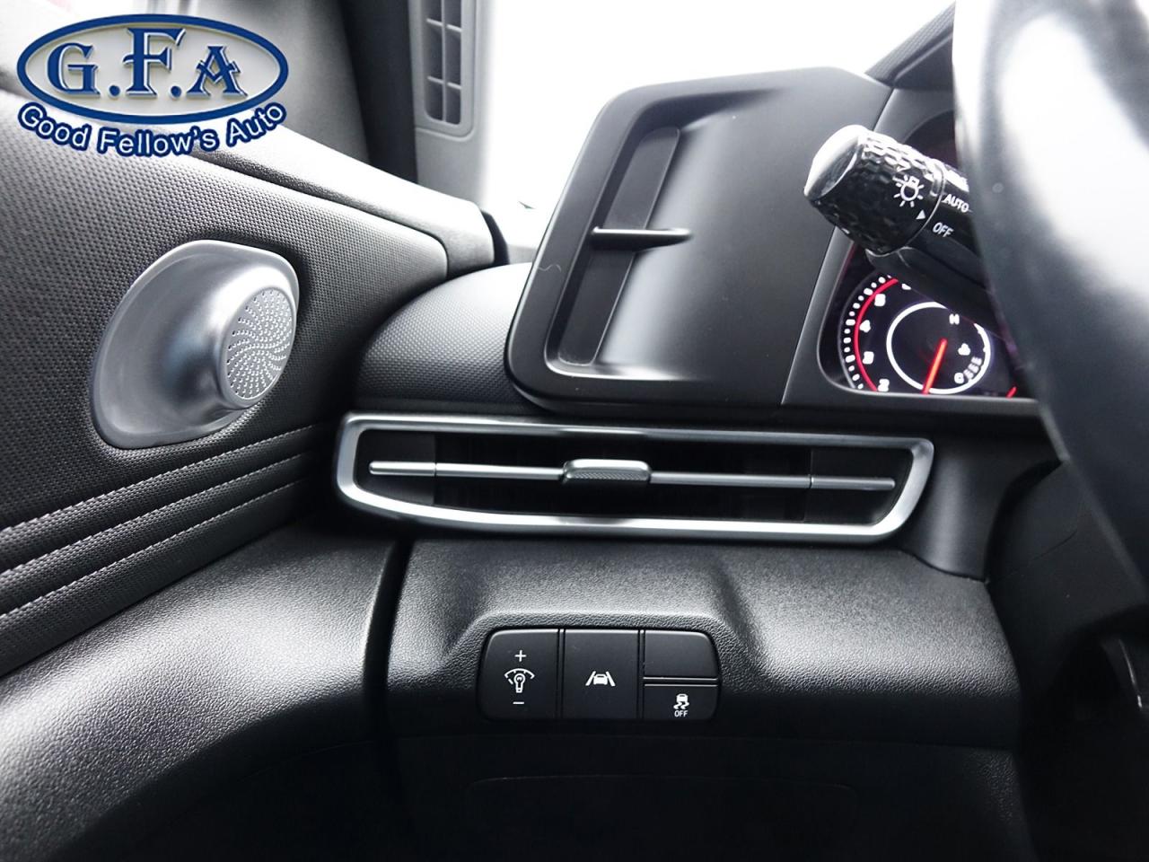 2022 Hyundai Elantra PREFERRED MODEL, SUN & TECH PACKAGE, SUNROOF, REAR Photo17