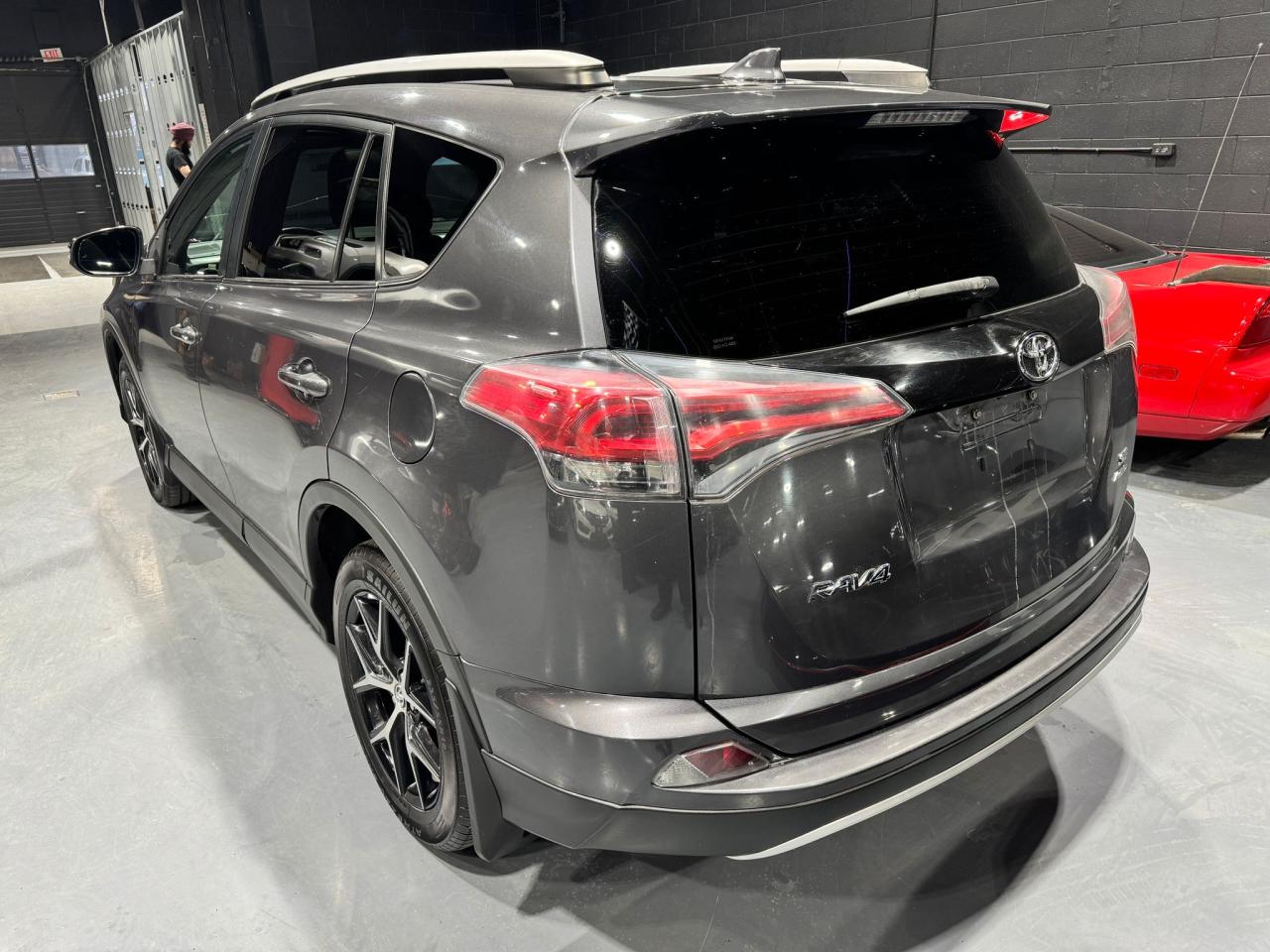 2016 Toyota RAV4 AWD 4dr SE Photo