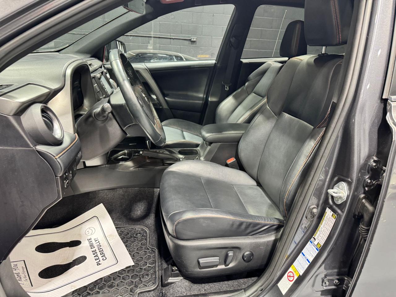 2016 Toyota RAV4 AWD 4dr SE Photo