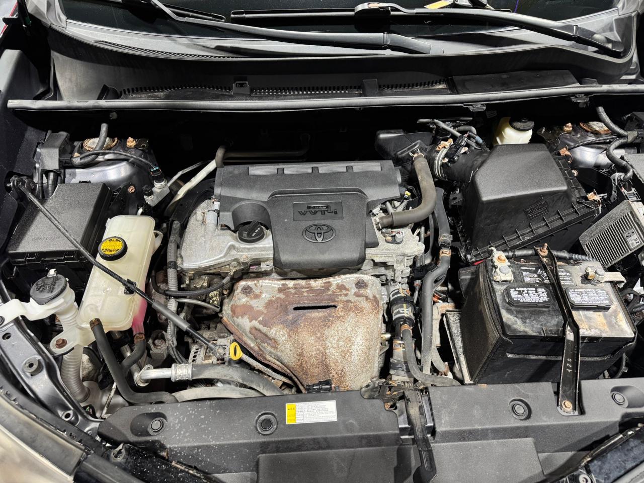 2016 Toyota RAV4 AWD 4dr SE Photo