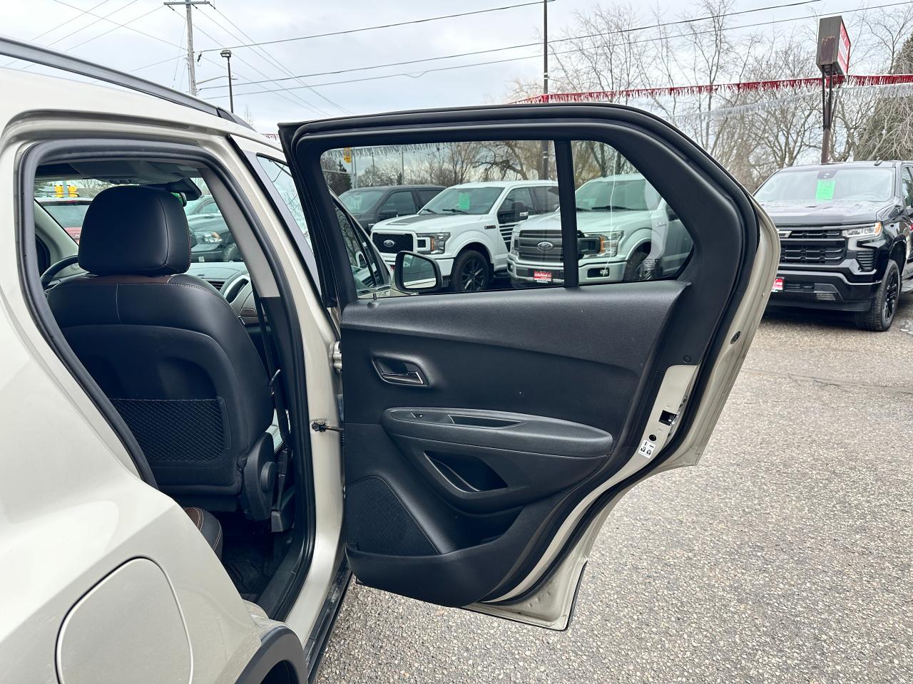 2015 Chevrolet Trax LTZ AWD Heated Leather Sunroof FM/XM BOSE RearCam Photo