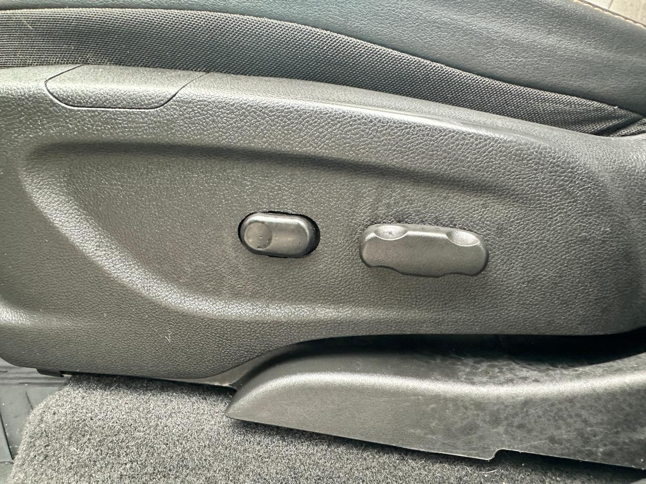 2015 Chevrolet Trax LTZ AWD Heated Leather Sunroof FM/XM BOSE RearCam Photo