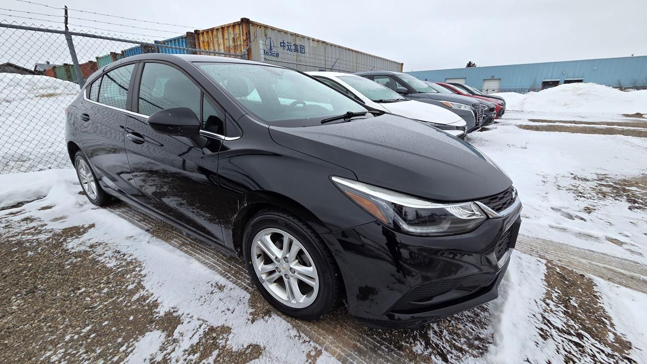 2018 Chevrolet Cruze LT Photo3