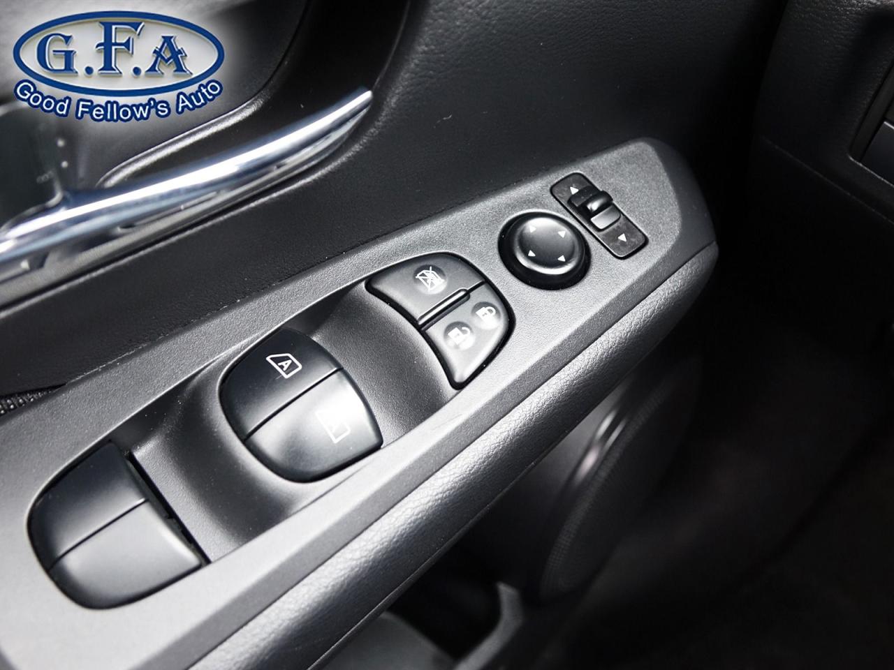 2024 Nissan Kicks SV MODEL, REARVIEW CAMERA, HEATED SEATS, LANE DEPA Photo38