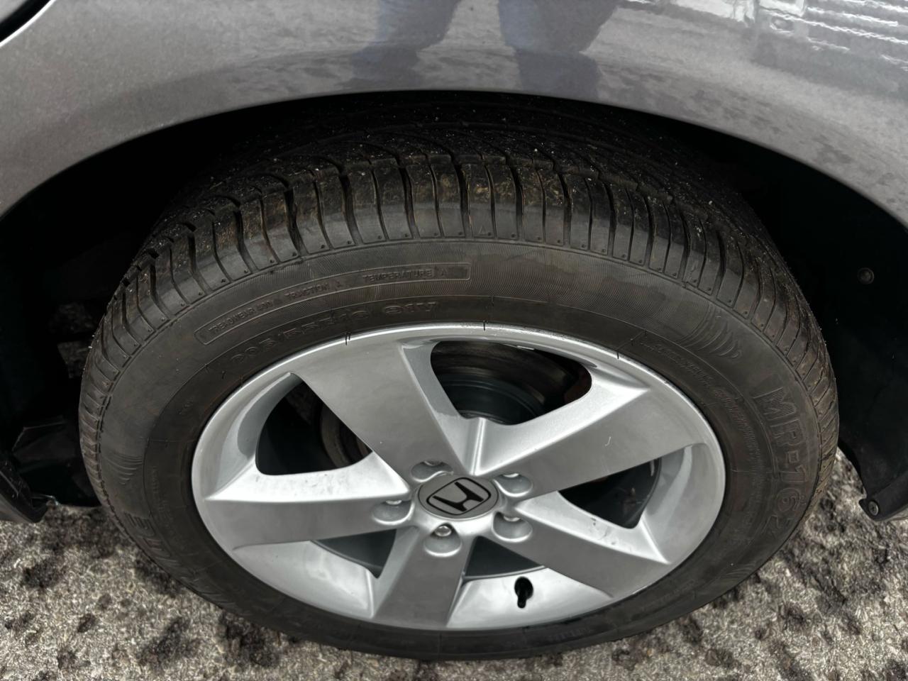 2015 Honda Civic EX, Sunroof, Right Lane Camera, Alloy Wheels