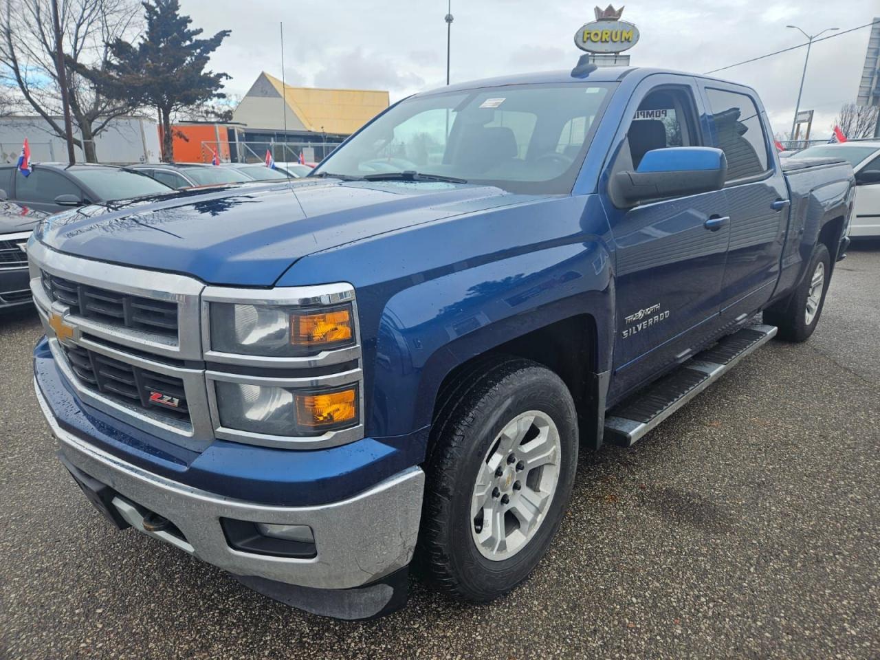2015 Chevrolet Silverado 1500 LT Photo2
