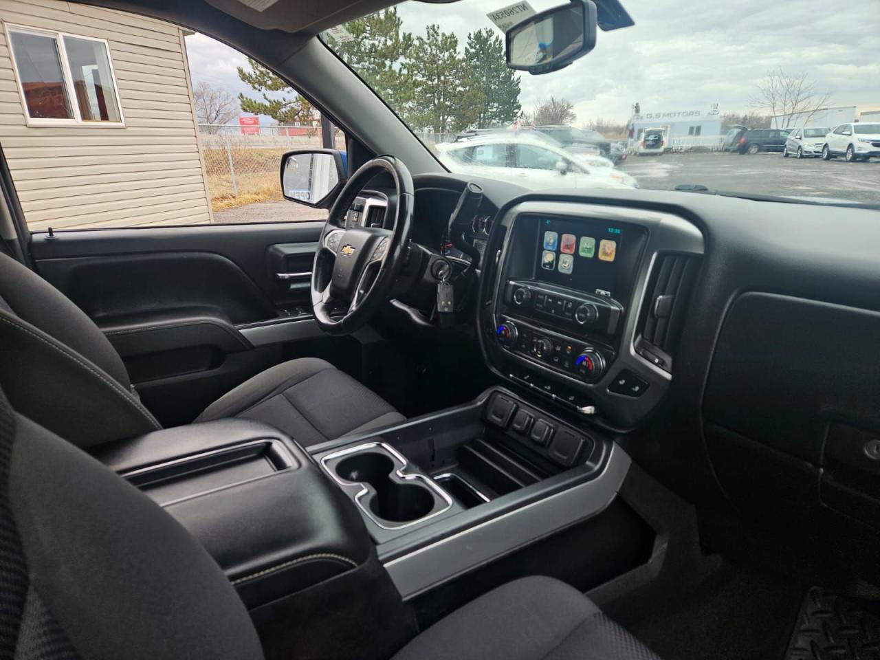 2015 Chevrolet Silverado 1500 LT Photo