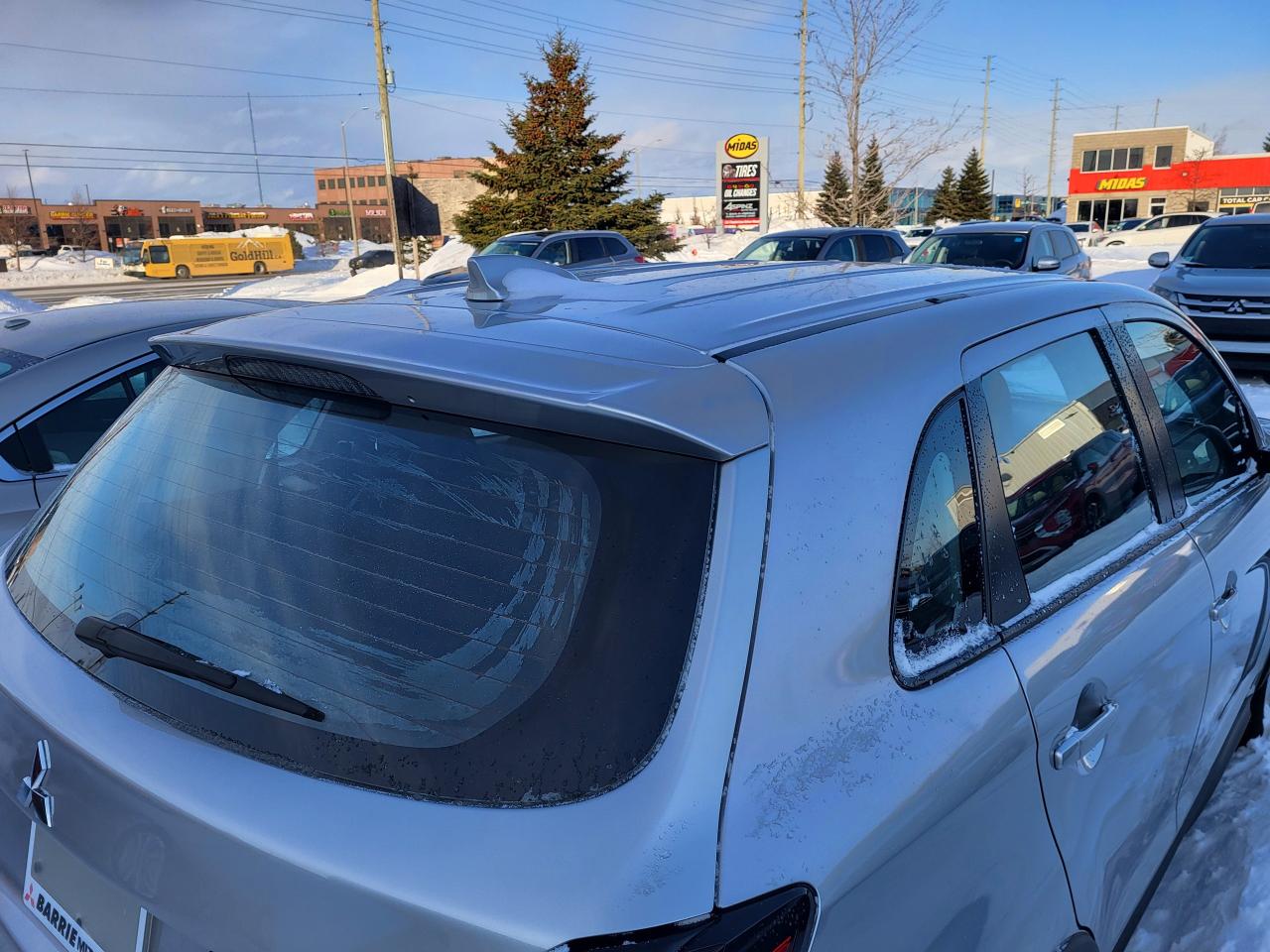 2024 Mitsubishi RVR ES FWD Photo