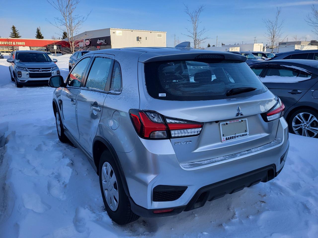 2024 Mitsubishi RVR ES FWD Photo