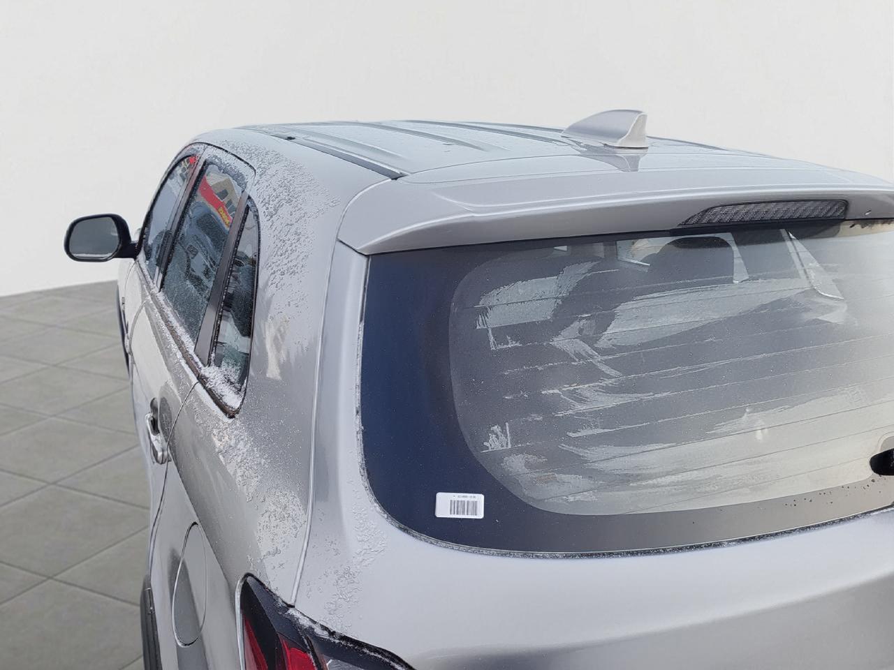 2024 Mitsubishi RVR ES FWD Photo