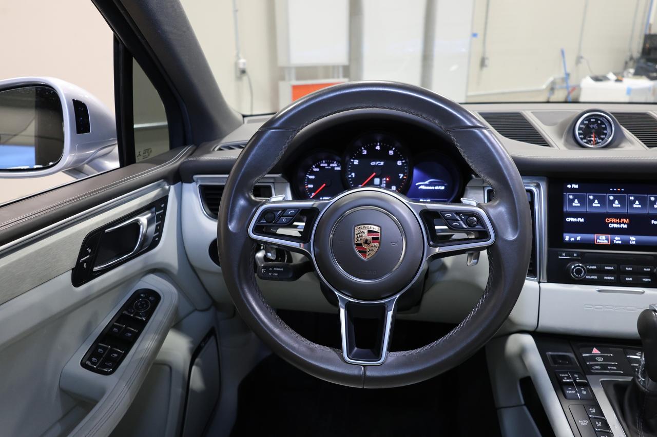 2018 Porsche Macan GTS - BURMESTER|LANEKEEP|BLINDSPOT|SPORT.EXHAUST Photo
