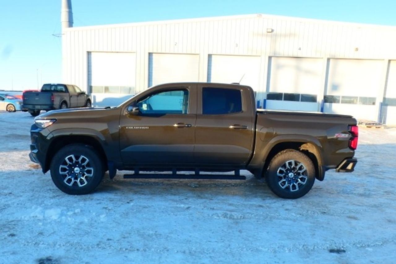 2023 Chevrolet Colorado Z71 4WD Crew Cab w/Htd cloth, NAV, BUC - Photo #1