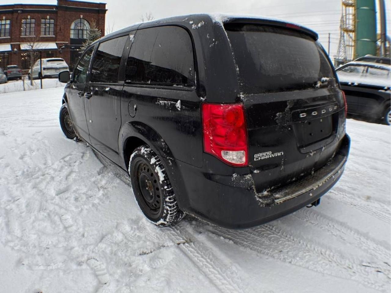 2019 Dodge Grand Caravan GT - LEATHER, POWER DOORS, NAV, HEATED SEATS! Photo7