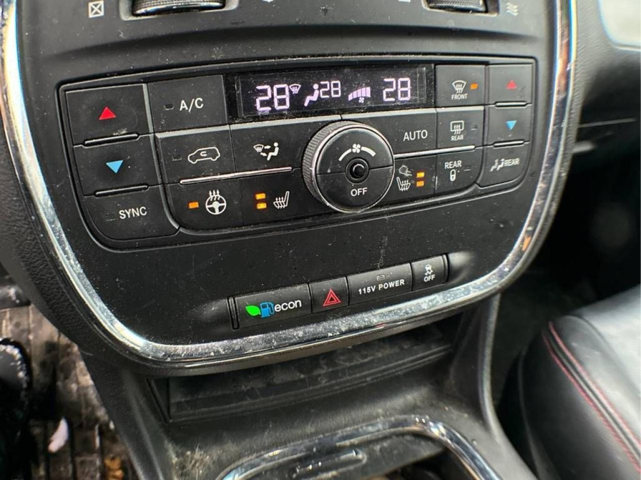 2019 Dodge Grand Caravan GT - LEATHER, POWER DOORS, NAV, HEATED SEATS! Photo20