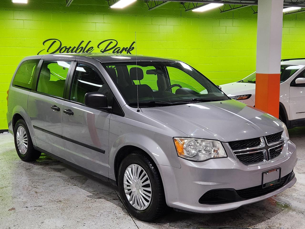 2014 Dodge Grand Caravan SE 7 PASS NO ACCIDENTS A/C WORKS CERTIFIED - Photo #1