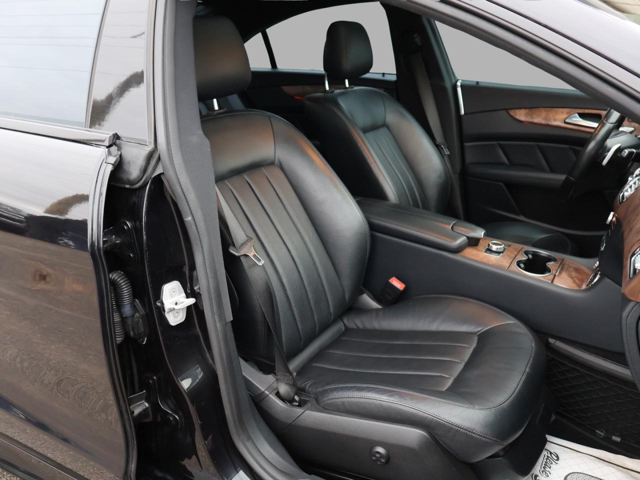 2015 Mercedes-Benz CLS-Class CLS400 4MATIC CERTIFIED CAMERA NAV BLUETOOTH LEATHER HEATED SEATS SUNROOF CRUISE ALLOYS Photo