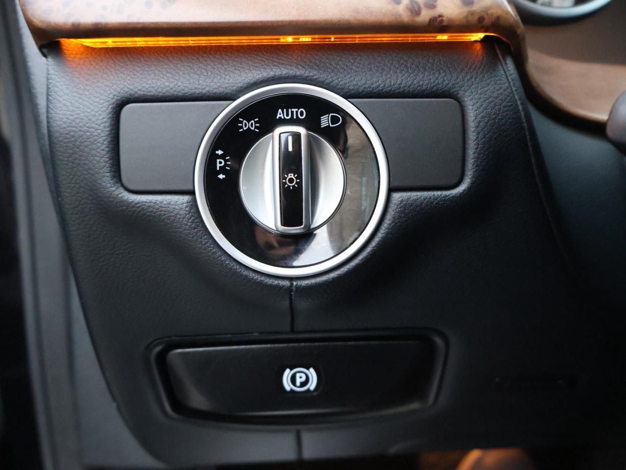 2015 Mercedes-Benz CLS-Class CLS400 4MATIC CERTIFIED CAMERA NAV BLUETOOTH LEATHER HEATED SEATS SUNROOF CRUISE ALLOYS Photo