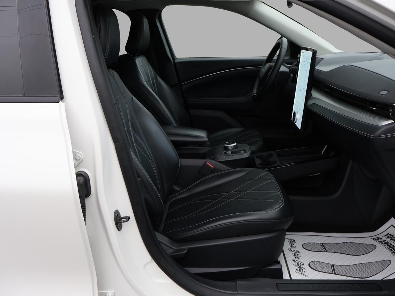 2021 Ford Mustang Mach-E SELECT CERTIFIED *ACCIDENT FREE*FORD MAINTAIN* CAMERA NAV BLUETOOTH LEATHER HEATED SEATS CRUISE ALLOYS Photo