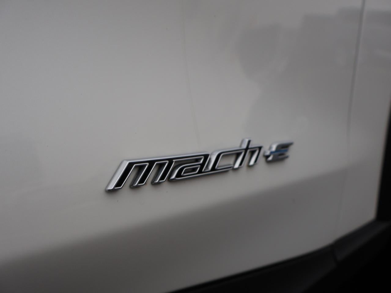 2021 Ford Mustang Mach-E SELECT CERTIFIED *ACCIDENT FREE*FORD MAINTAIN* CAMERA NAV BLUETOOTH LEATHER HEATED SEATS CRUISE ALLOYS Photo