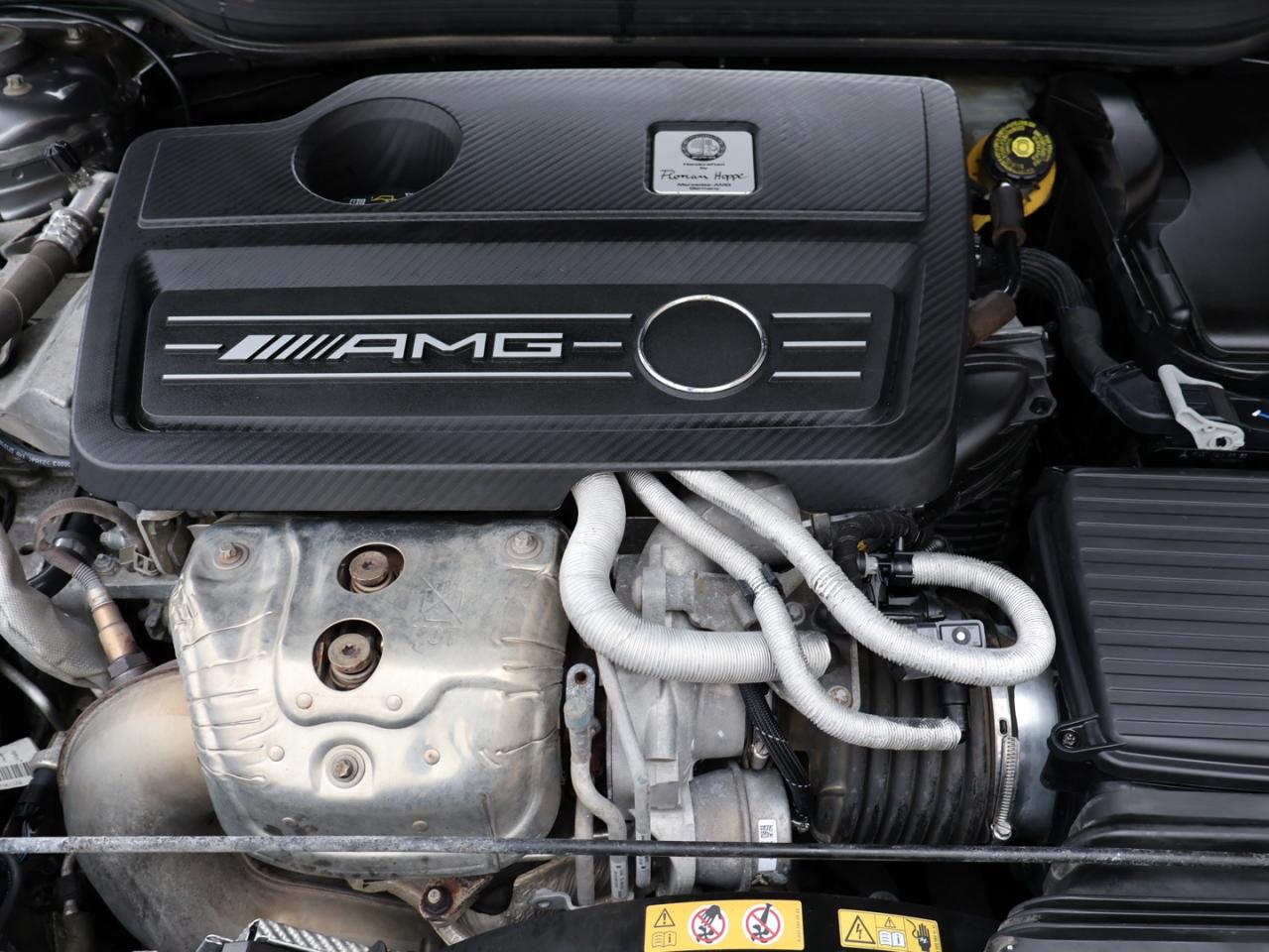 2017 Mercedes-Benz GLA GLA45 AMG AWD CERTIFIED *M.B MAINTAIN* CAMERA NAV BLUETOOTH LEATHER HEATED SEATS SUNROOF CRUISE ALLOYS Photo