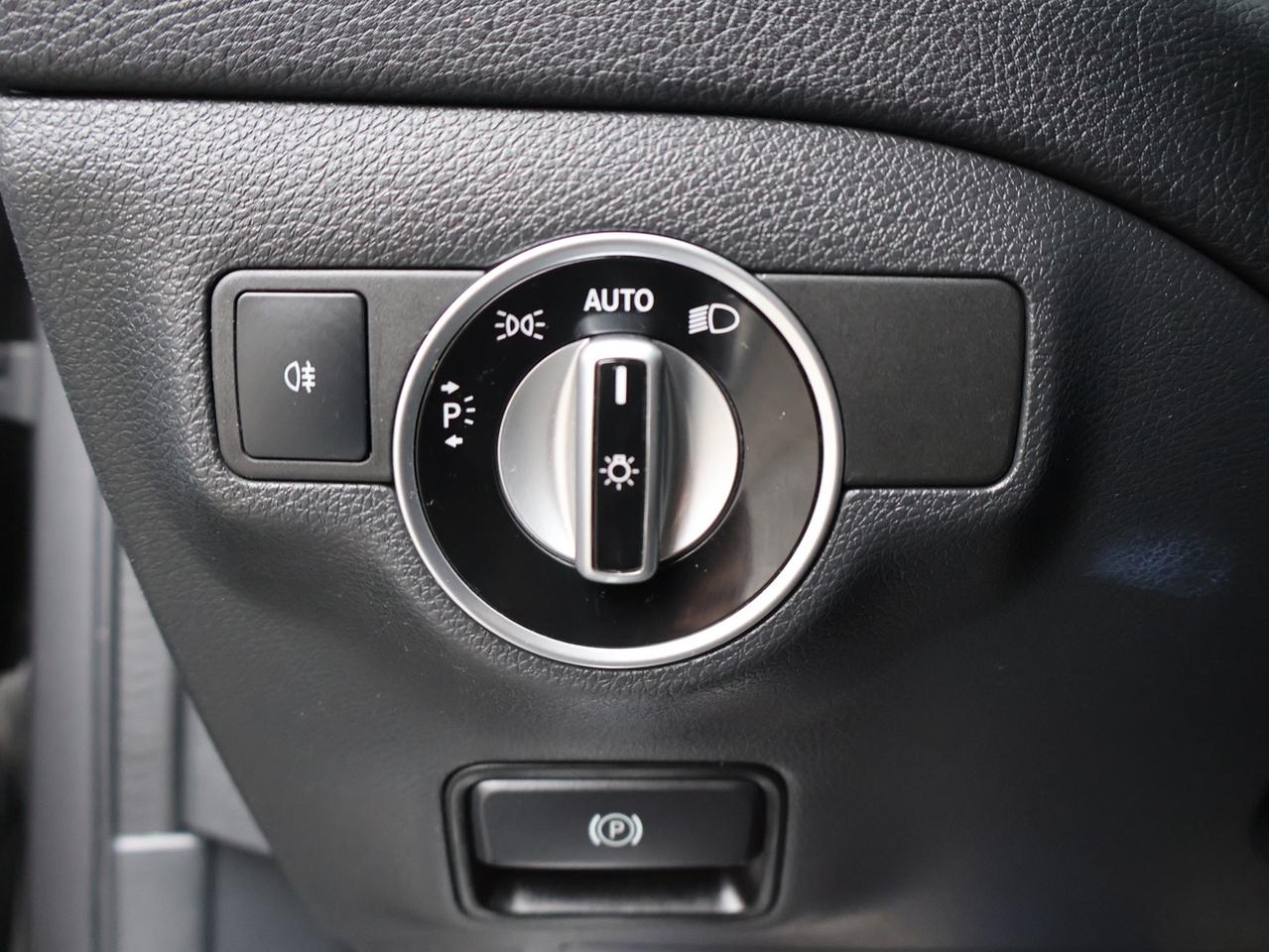 2017 Mercedes-Benz GLA GLA45 AMG AWD CERTIFIED *M.B MAINTAIN* CAMERA NAV BLUETOOTH LEATHER HEATED SEATS SUNROOF CRUISE ALLOYS Photo