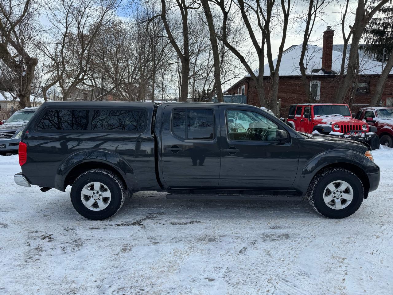 2013 Nissan Frontier SV CREWCAB! - 4X4 Photo
