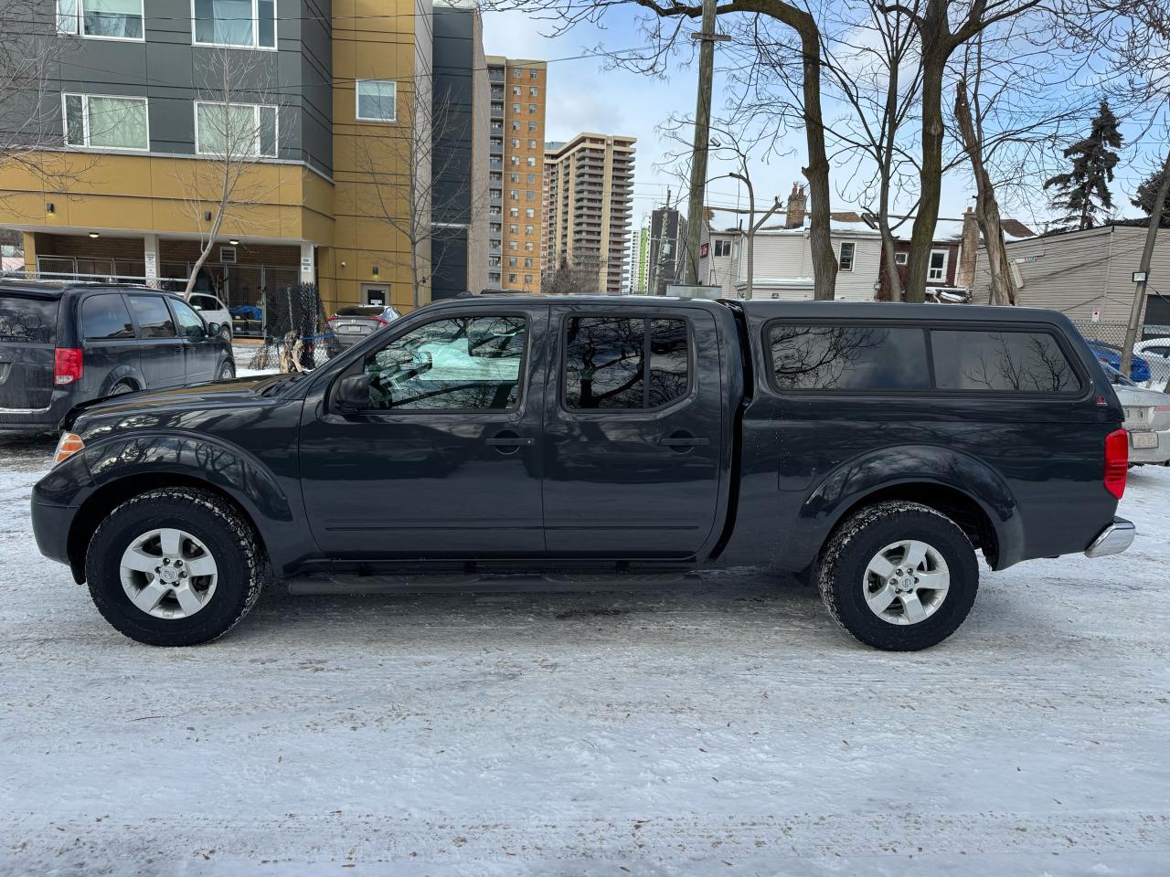 2013 Nissan Frontier SV CREWCAB! - 4X4 Photo