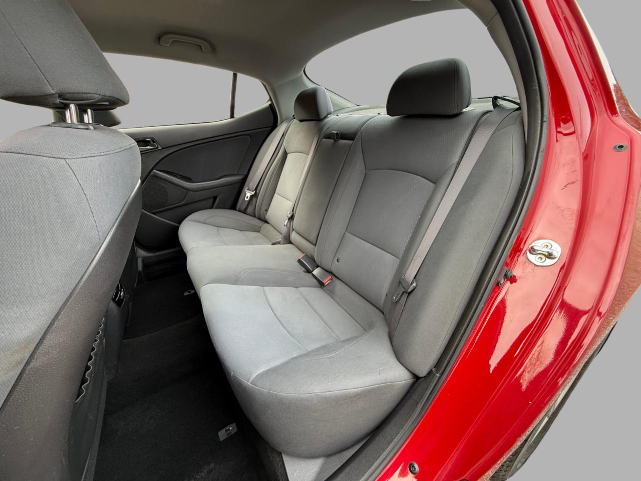 2014 Kia Optima 4dr Sdn Auto LX Photo