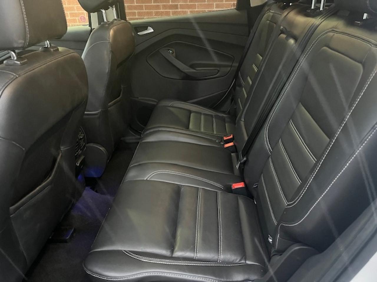 2017 Ford Escape 4WD 4DR TITANIUM Photo