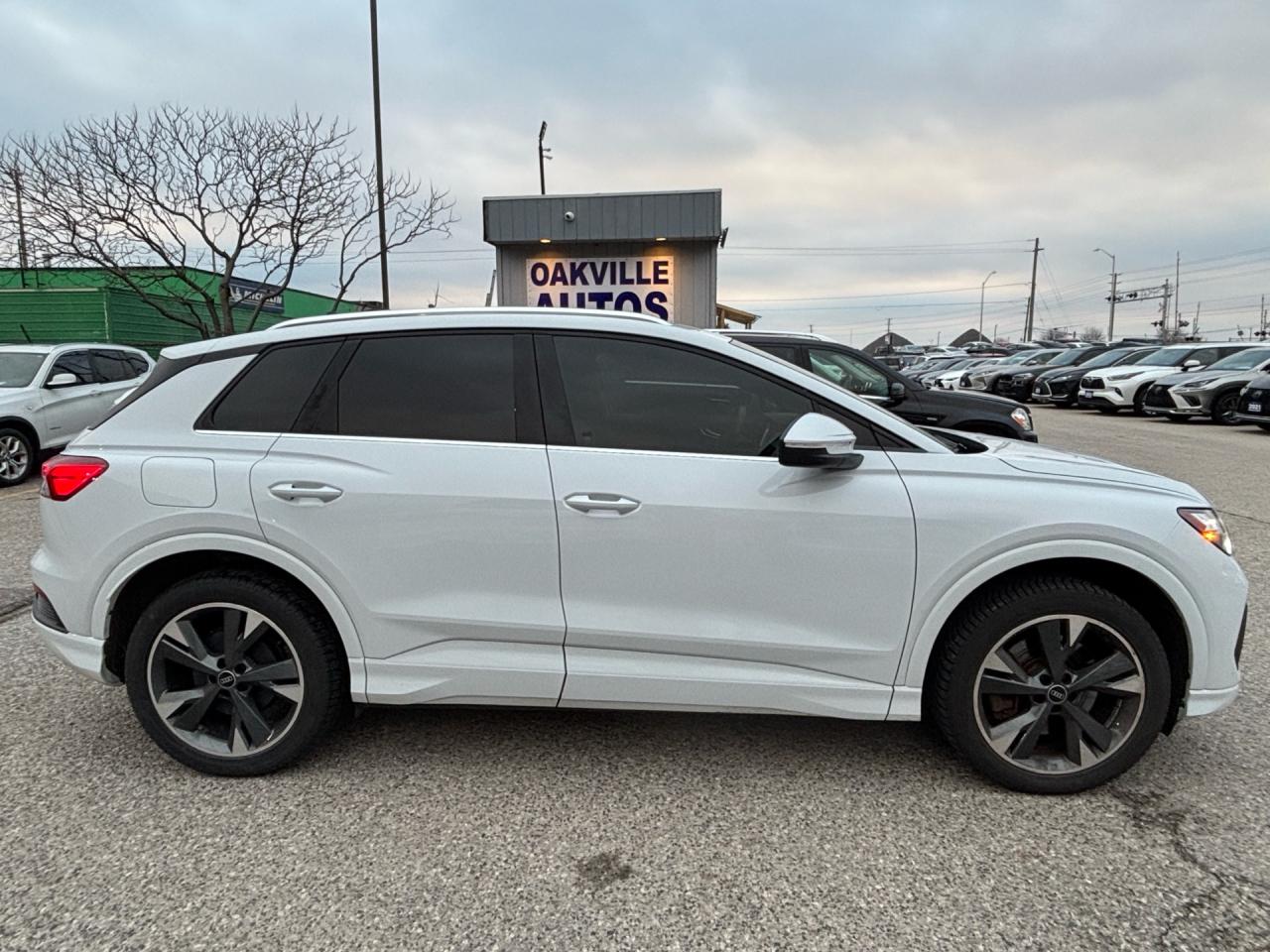 2023 Audi Q4 e-tron 50 quattro Photo