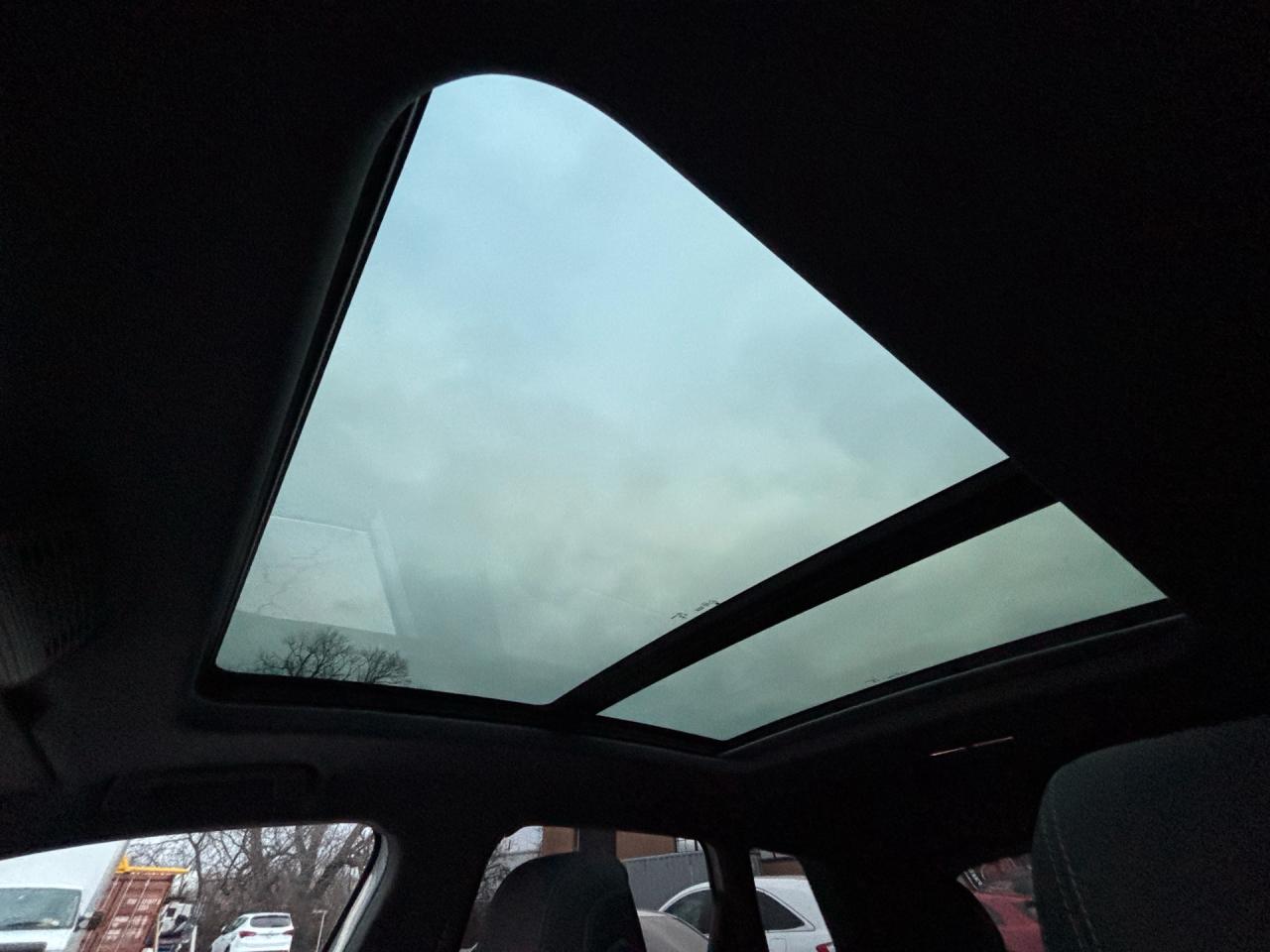 2023 Audi Q4 e-tron 50 quattro Photo