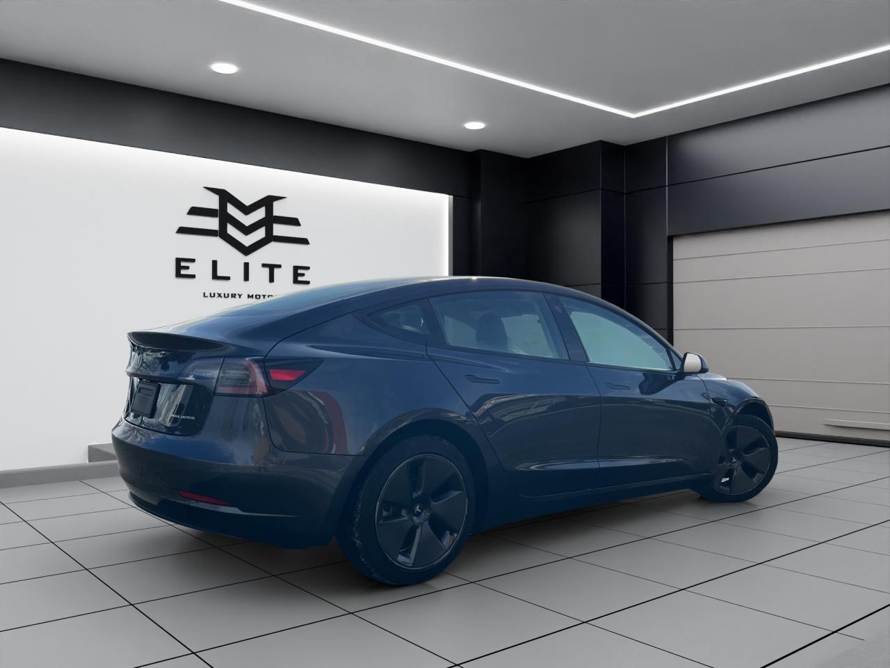 2022 Tesla Model 3 LONG RANGE ALL-WHEEL DRIVE - NAVI - 14,000KMS !!! Photo