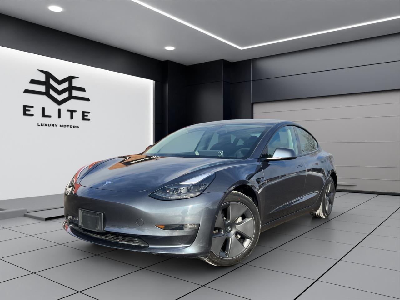 2022 Tesla Model 3 LONG RANGE ALL-WHEEL DRIVE - NAVI - 14,000KMS !!! Photo