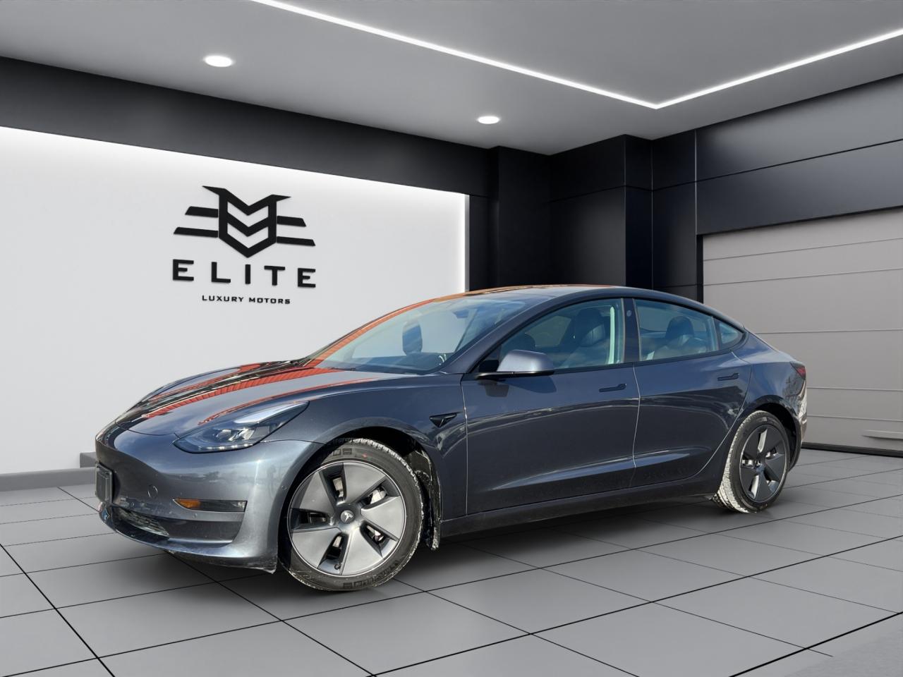2022 Tesla Model 3 LONG RANGE ALL-WHEEL DRIVE - NAVI - 14,000KMS !!! Photo