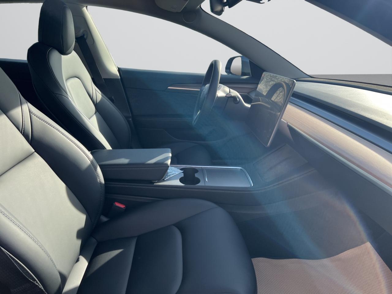 2022 Tesla Model 3 LONG RANGE ALL-WHEEL DRIVE - NAVI - 14,000KMS !!! Photo