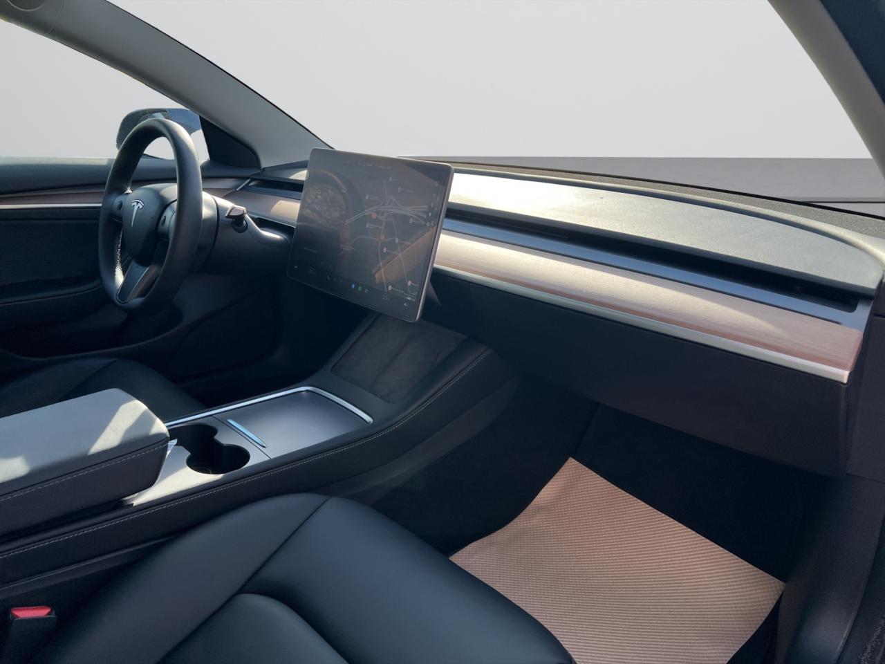 2022 Tesla Model 3 LONG RANGE ALL-WHEEL DRIVE - NAVI - 14,000KMS !!! Photo