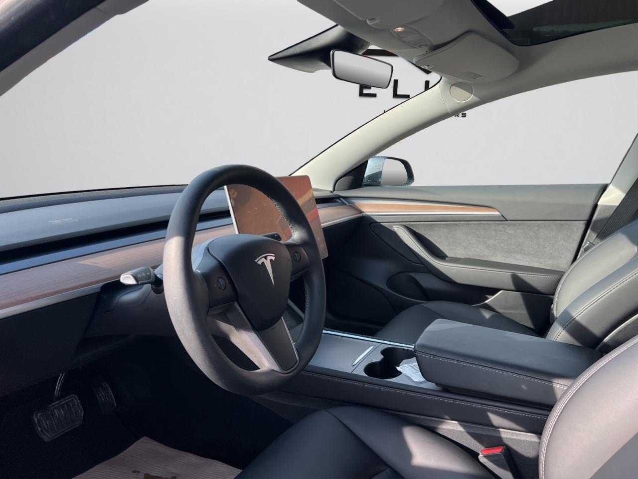 2022 Tesla Model 3 LONG RANGE ALL-WHEEL DRIVE - NAVI - 14,000KMS !!! Photo