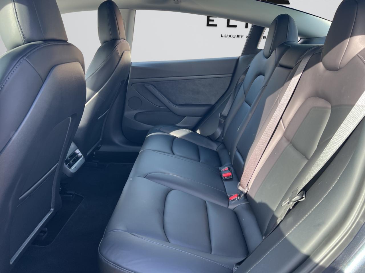 2022 Tesla Model 3 LONG RANGE ALL-WHEEL DRIVE - NAVI - 14,000KMS !!! Photo