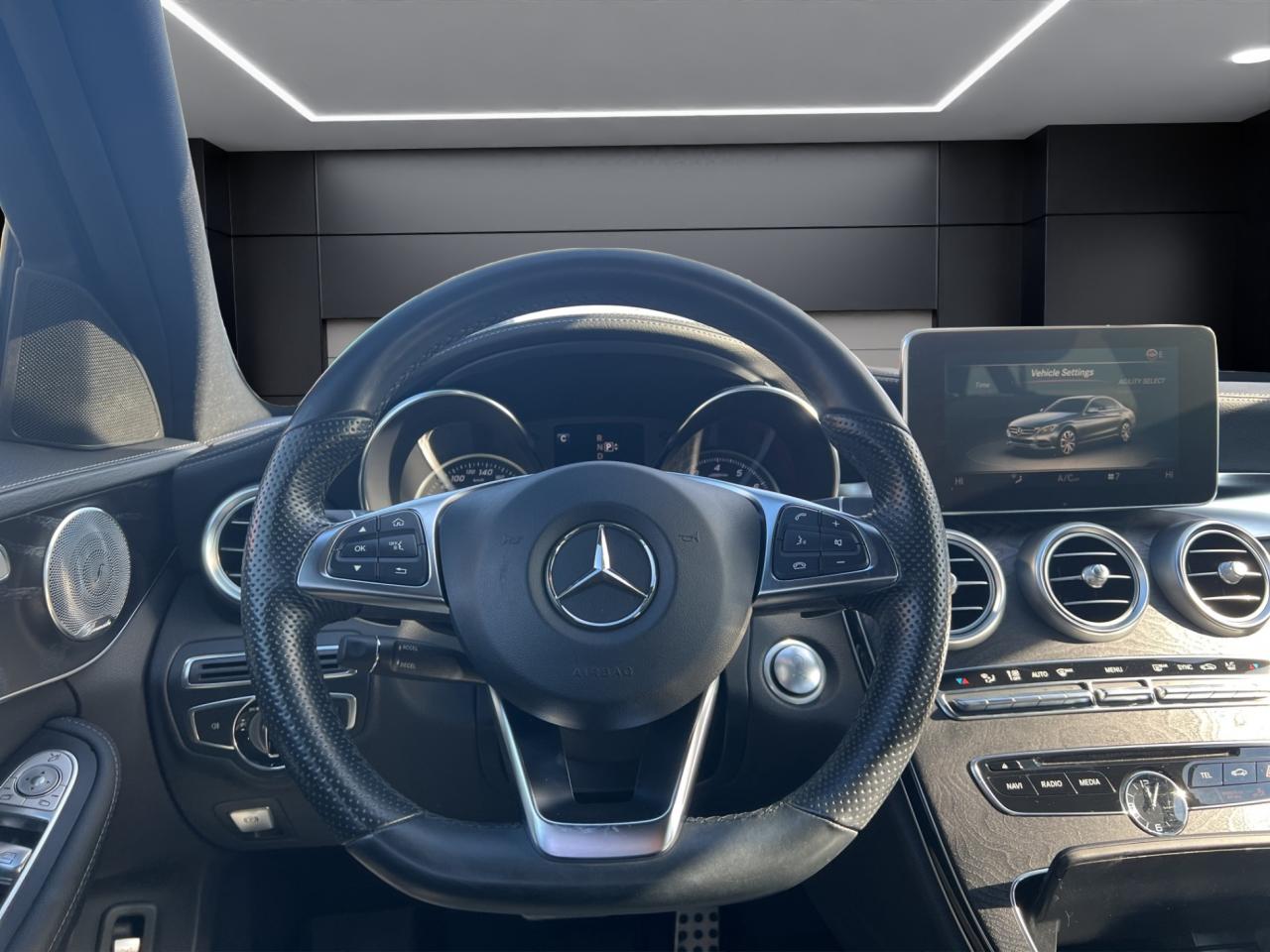 2015 Mercedes-Benz C-Class C400 4MATIC - AMG PKG - SUNROOF - LEATHER !! Photo