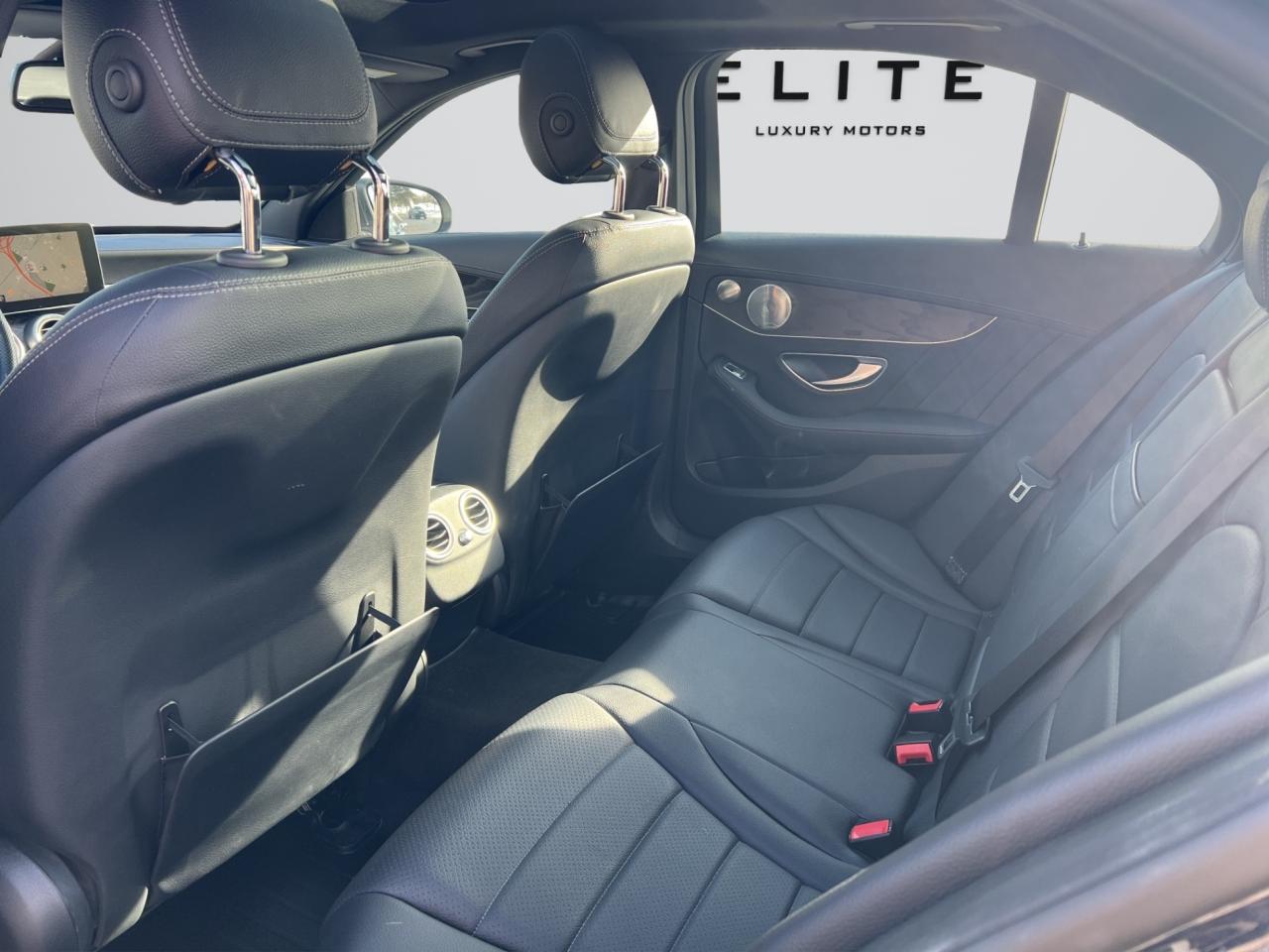 2015 Mercedes-Benz C-Class C400 4MATIC - AMG PKG - SUNROOF - LEATHER !! Photo