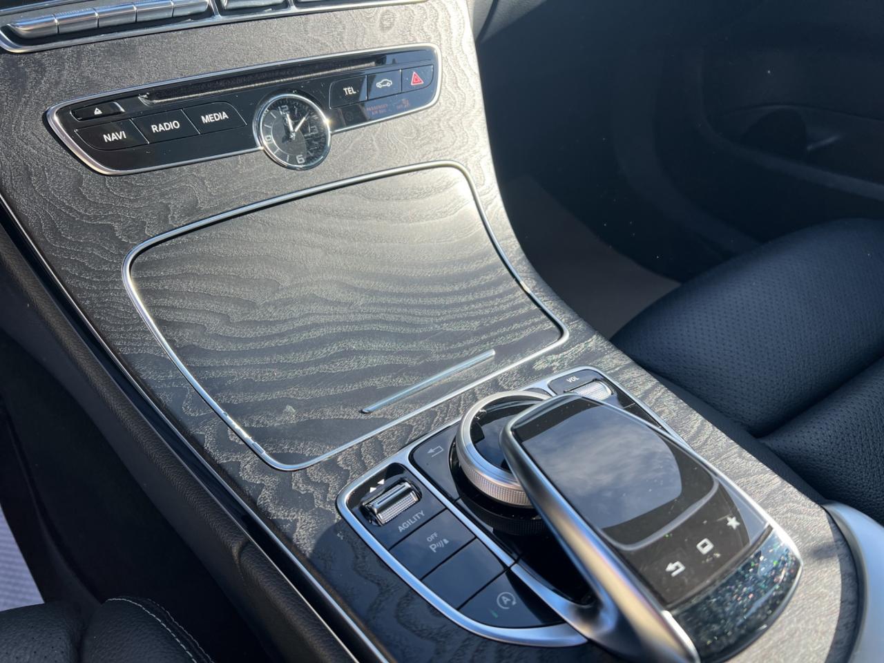 2015 Mercedes-Benz C-Class C400 4MATIC - AMG PKG - SUNROOF - LEATHER !! Photo