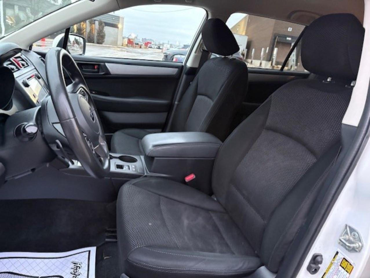 2015 Subaru Outback 2.5i **BACK UP CAMERA-BLUETOOTH-2 SETS OF TIRES** Photo