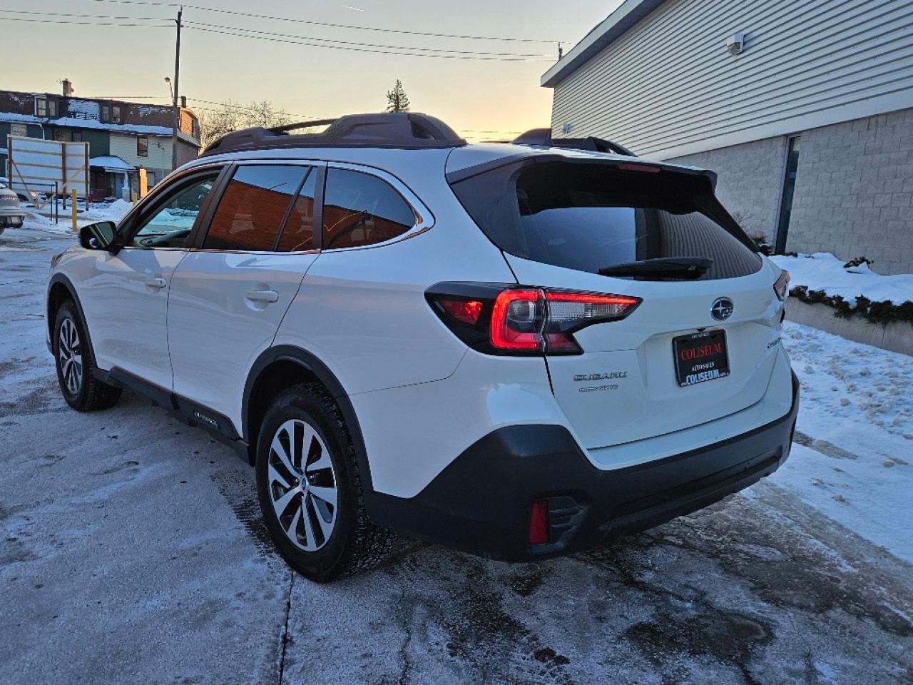 2022 Subaru Outback TOURING-SUNROOF-AWD-CERTIFIED Photo2